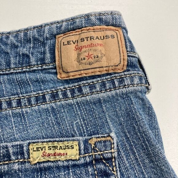 LEVI STRAUSS, Signature Low Rise Bootcut, blue, Misses 10 Medium - Picture 3 of 13